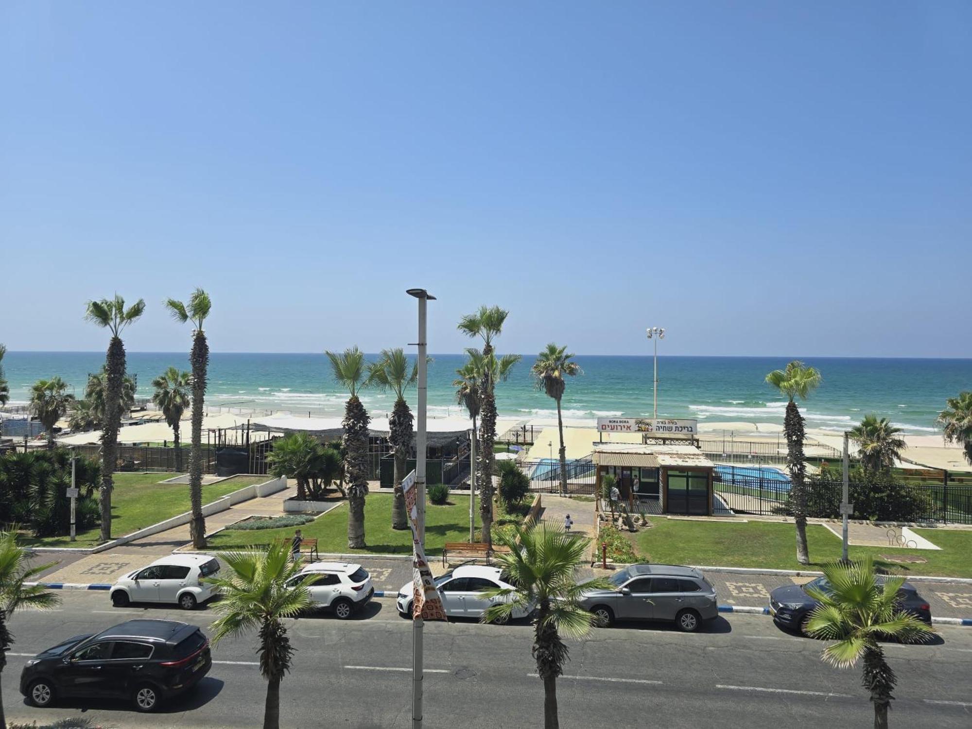 Gk Apartment Beauty Bat Yam Buitenkant foto